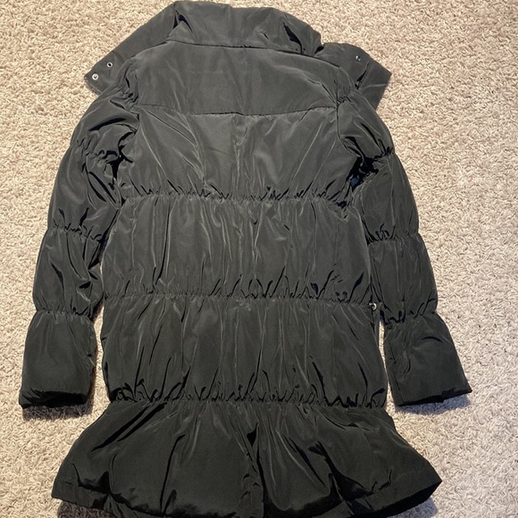 Ana puffer jacket. - Picture 5 of 5